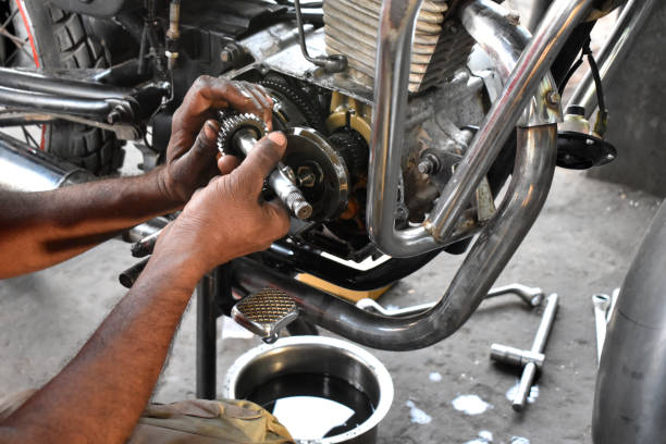 two wheeler mechanic course